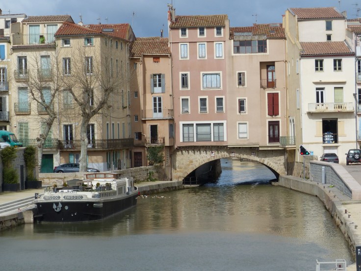 The canal weaves through Narbonne too