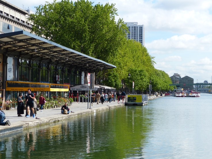 Entering the outskirts of Paris