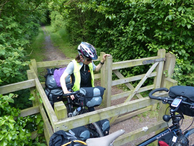 ...swing the centre barrier back around so I can get out...