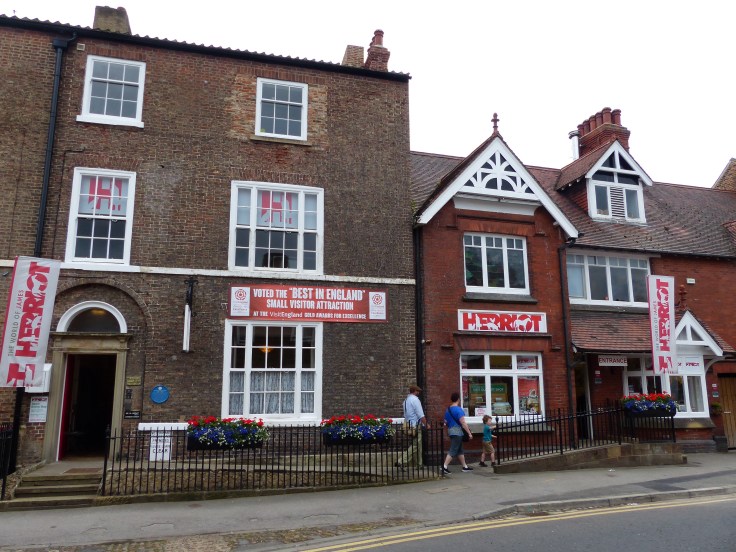"Skeldale House" on the left, James Herriot's home and vet's practice, now the museum.