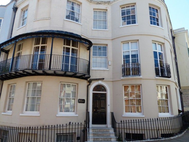 Foyle's house