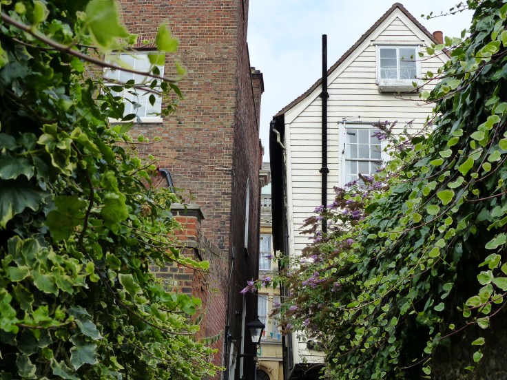 There were some interesting "wonky" buildings