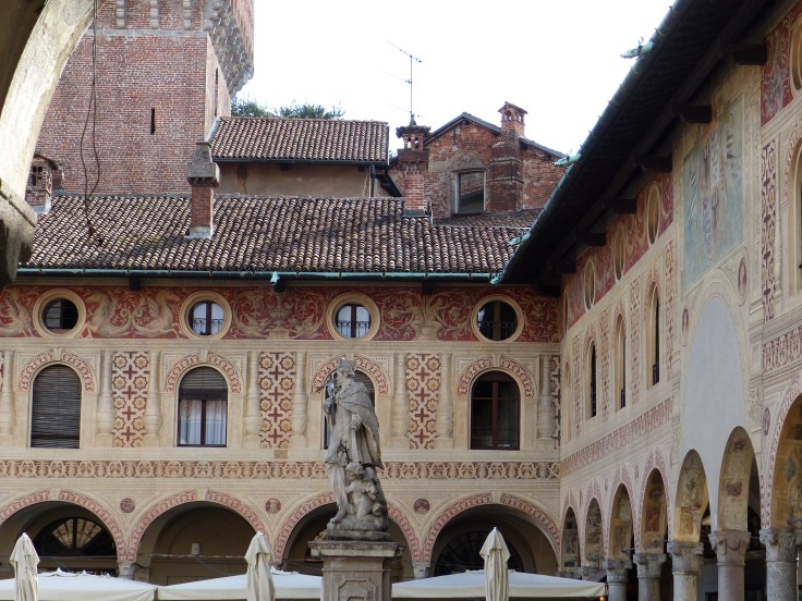 Back through the piazza