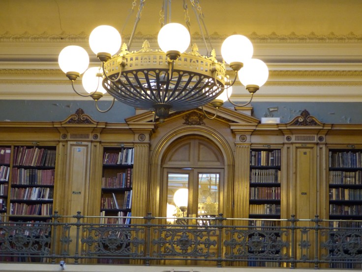 Sometimes just the rooms themselves were spectacular, regardless of the exhibits. This one had wall to wall books and was a room I could live in! 