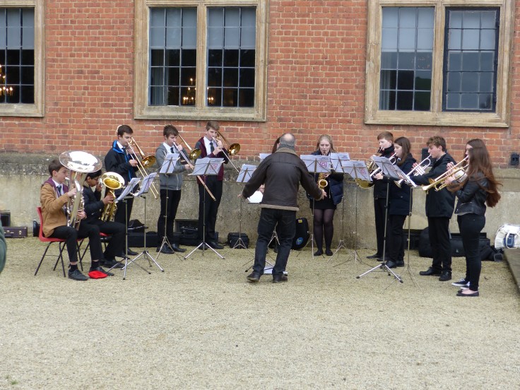 We even had a band playing carols. I had to feel festive!