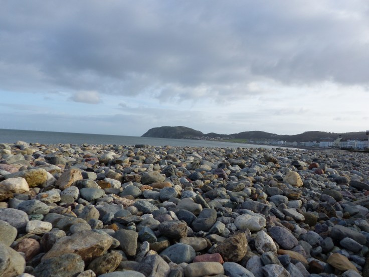 Oh those glorious un-sandy beaches of the great British Isles!