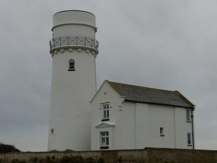 Hunstanton Lighthouse (1665 - 1921). This lighthouse had the world's first parabolic reflector in 1776.
