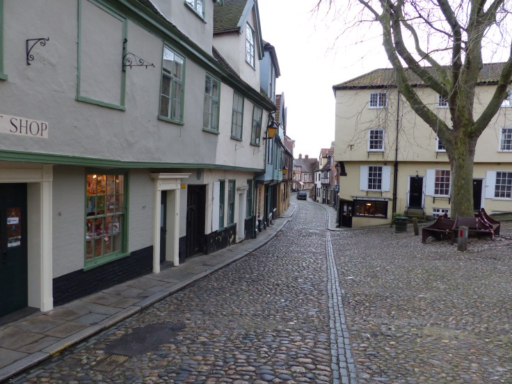 Strolling through Elm Hill