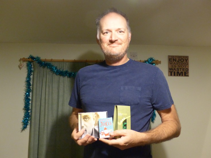 At least the t-shirt sticks to Steve's blue fashion colour theme